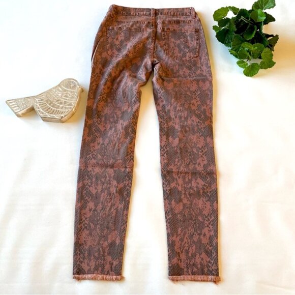 Easel Snake Print Stretch Twill Raw Hem Skinny Jeans Ankle Crop Rose New Medium - Picture 8 of 11